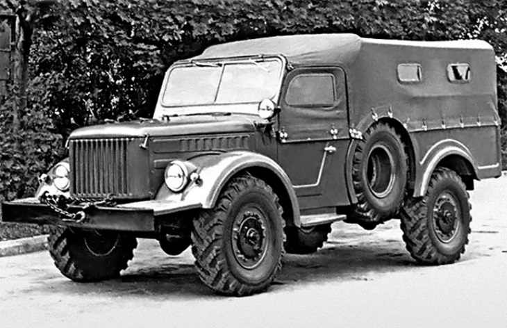 ГАЗ-62 опытный 1952 г .jpg
